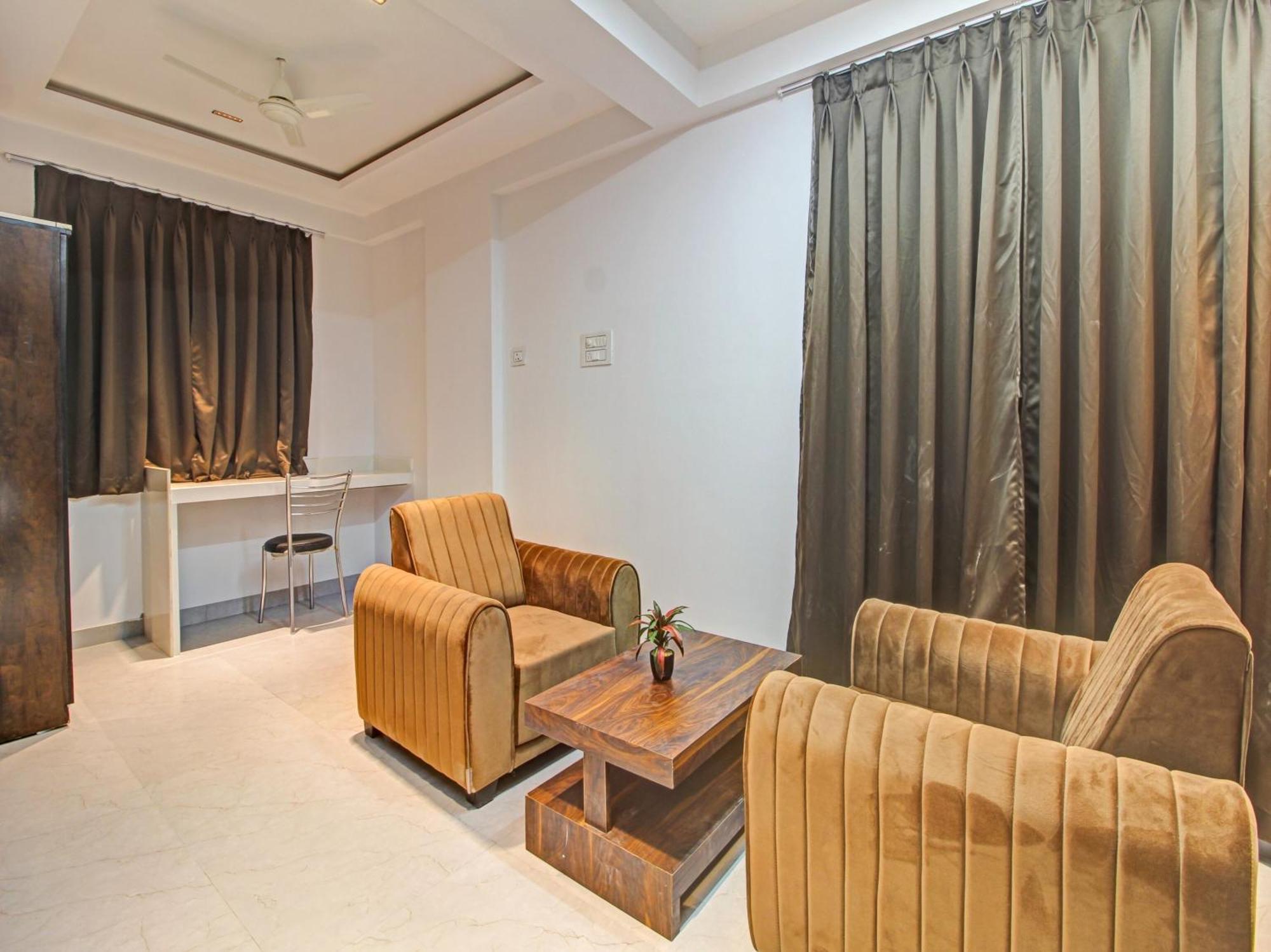 Hotel Collection O Crystal Pimpri-Chinchwad Exterior foto